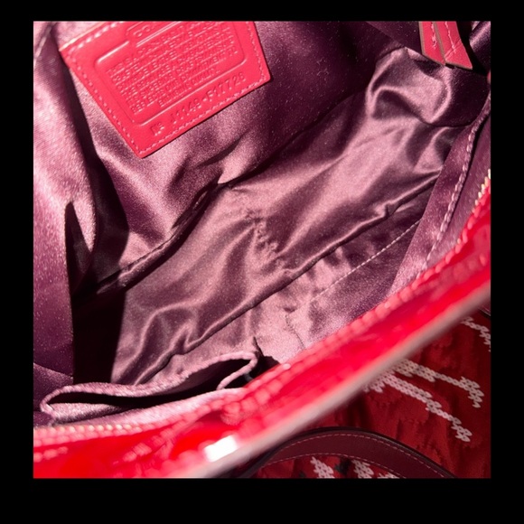Coach Glossy Red Tote Bag - Picture 3 of 5